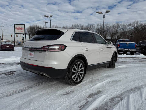 2019 Lincoln Nautilus Select