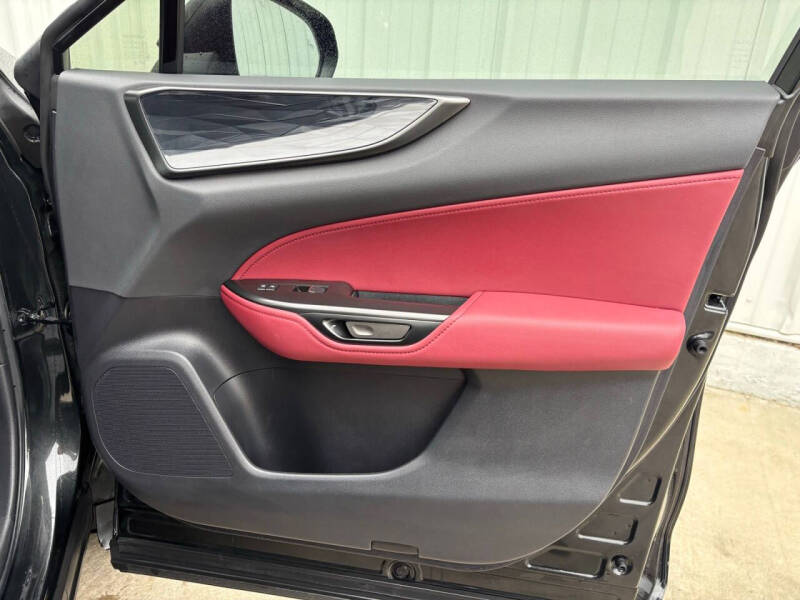 2025 Lexus NX 350h Premium