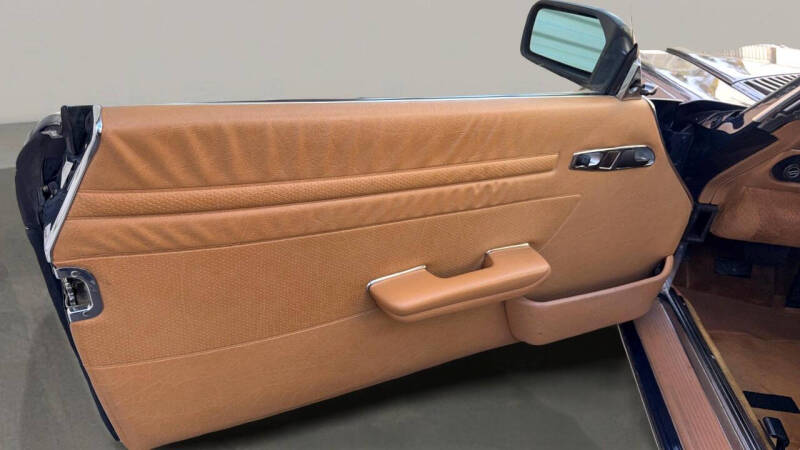 1986 Mercedes-Benz 560-Class 560 SL