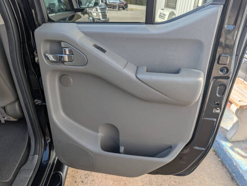2019 Nissan Frontier SL