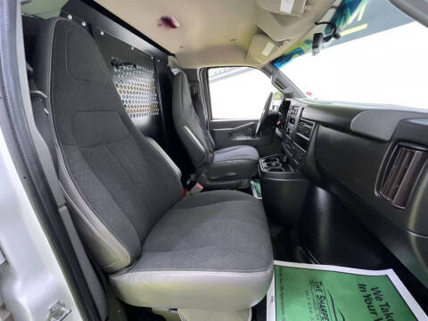 2022 Chevrolet Express 2500