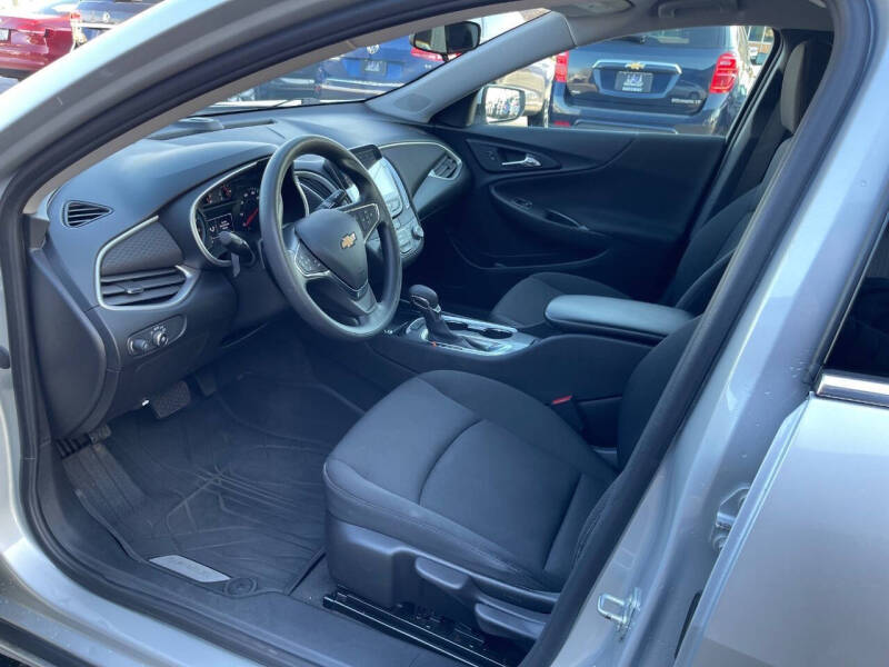 2021 Chevrolet Malibu LS