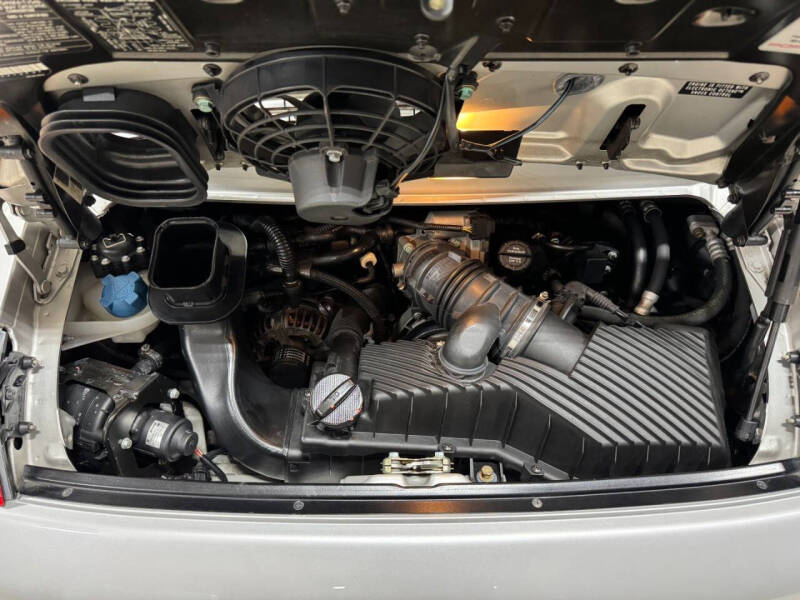 2000 Porsche 911 Carrera