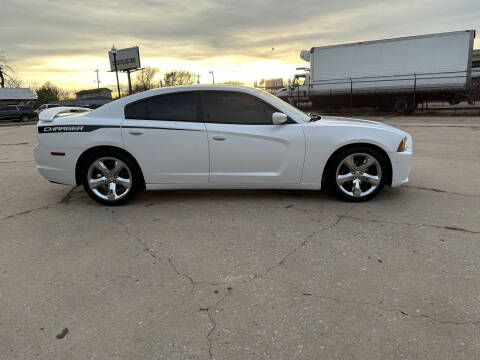 2013 Dodge Charger SXT