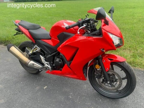 2015 Honda CBR300R for sale at INTEGRITY CYCLES LLC in Columbus OH