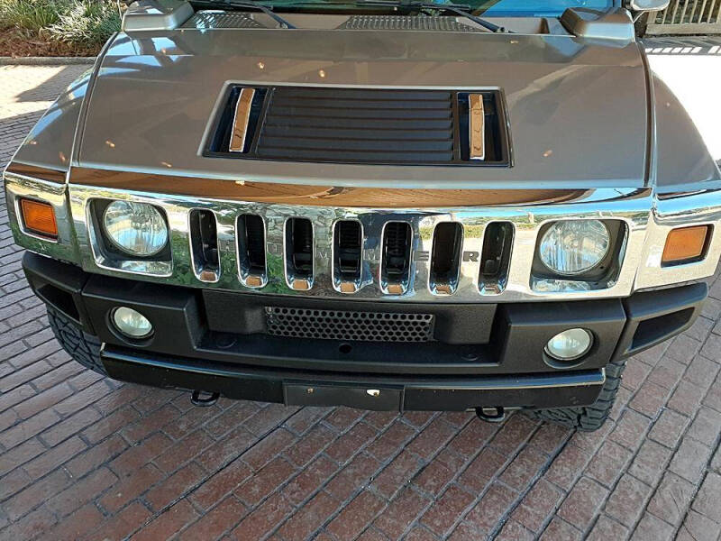 2004 HUMMER H2