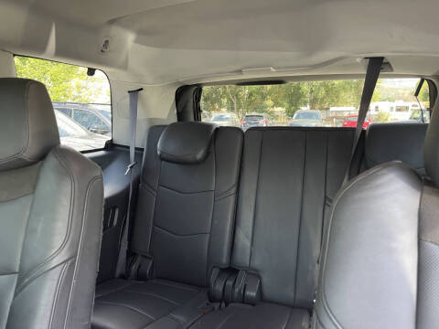 2016 Cadillac Escalade Luxury Collection