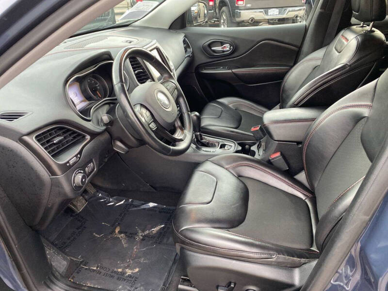 2019 Jeep Cherokee Trailhawk