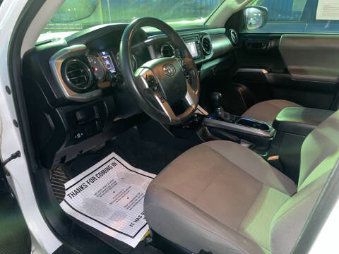 2017 Toyota Tacoma SR5 V6