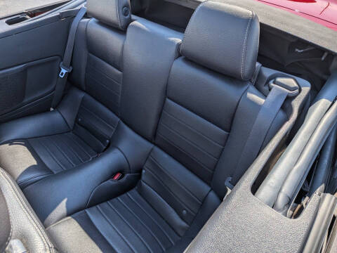 2012 Ford Mustang V6