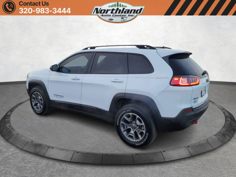 2022 Jeep Cherokee Trailhawk