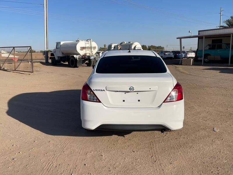 2019 Nissan Versa for sale at GLOBAL VEHICLE EXCHANGE LLC in Somerton, AZ