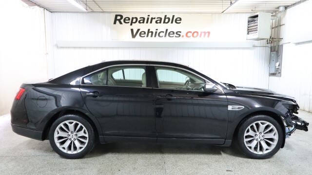 2017 Ford Taurus Limited