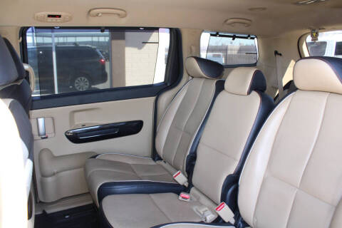 2016 Kia Sedona
