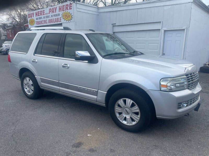 2010 Lincoln Navigator Base photo 4