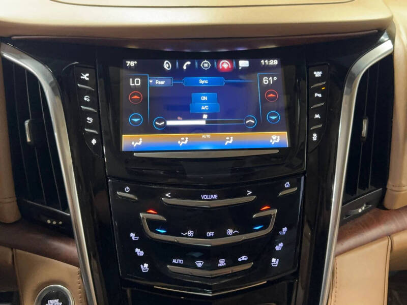 2016 Cadillac Escalade Platinum