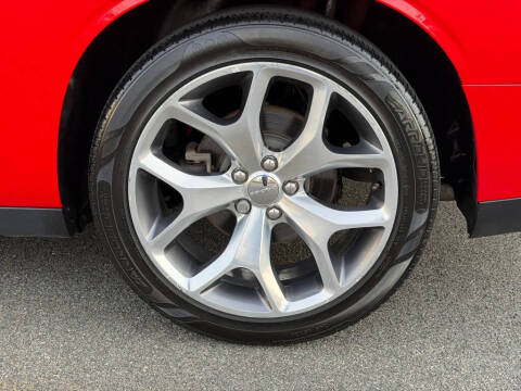 2016 Dodge Challenger SXT Plus