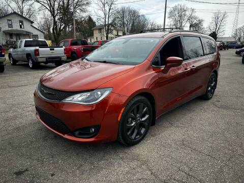 2018 Chrysler Pacifica for sale at Rombaugh's Auto Sales in Battle Creek MI