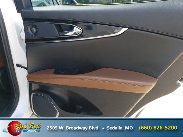 2022 Lincoln Nautilus Reserve