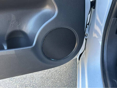 2024 Mitsubishi Mirage G4 LE