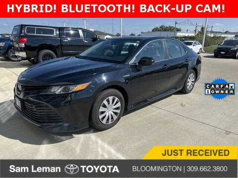 2020 Toyota Camry Hybrid for sale at Sam Leman Mazda in Bloomington IL