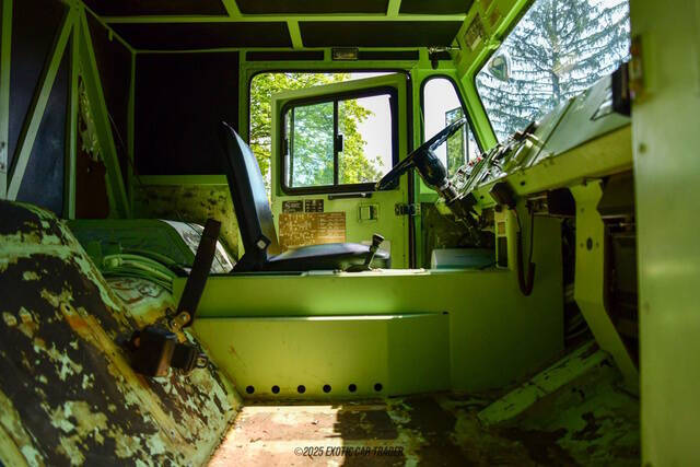 1985 Oshkosh AS32P-19A