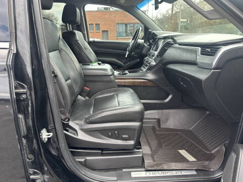 2017 Chevrolet Suburban LT