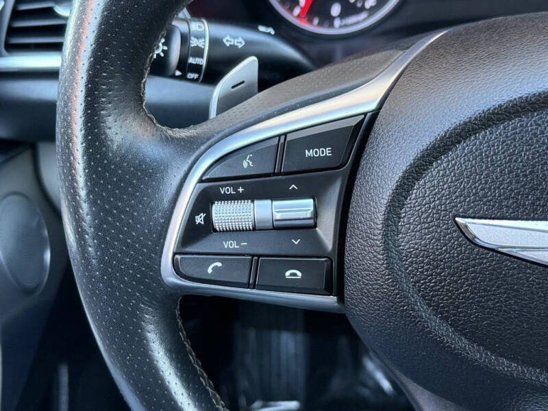 2020 Genesis G70