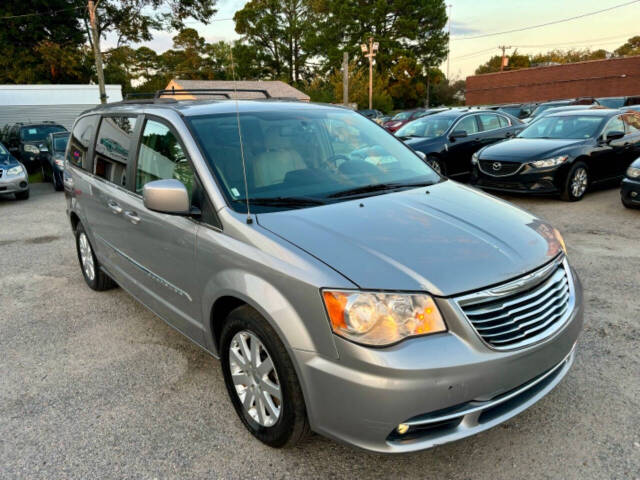 2016 Chrysler Town and Country for sale at Auto Nation in Norfolk, VA