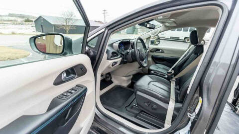 2021 Chrysler Pacifica Touring L