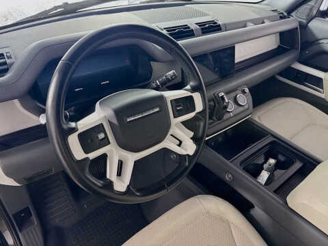 2023 Land Rover Defender