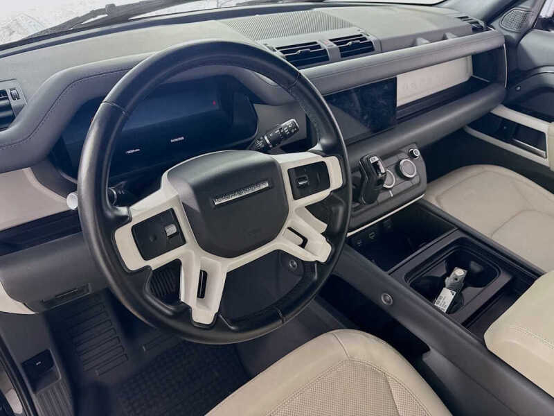 2023 Land Rover Defender