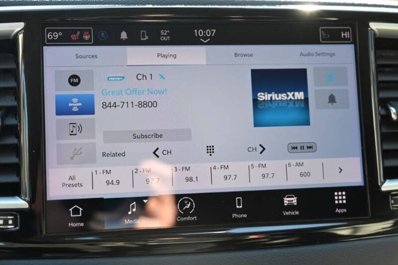 2023 Chrysler Pacifica Touring L