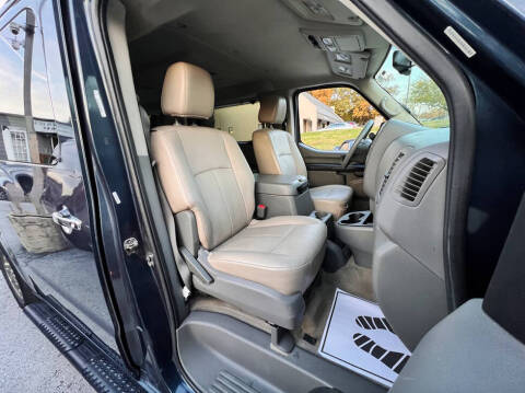 2016 Nissan NV 3500 HD SL