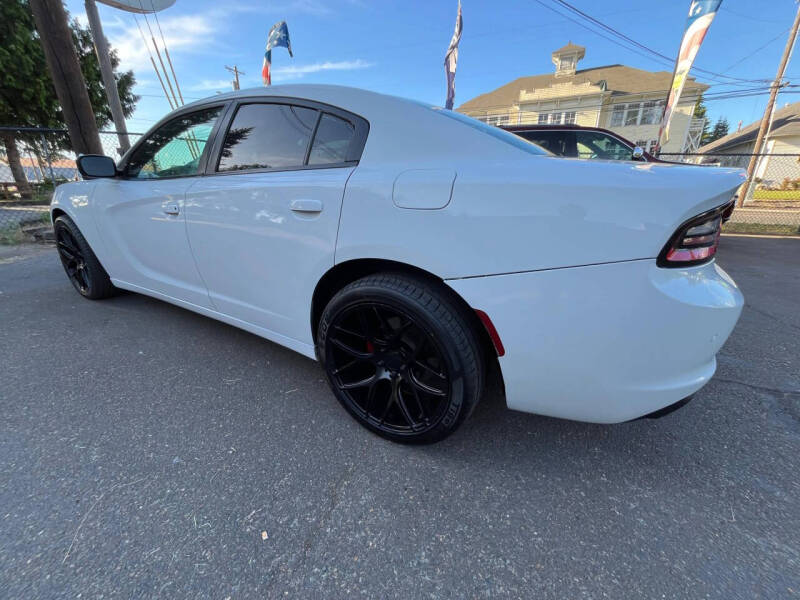 2019 Dodge Charger SXT