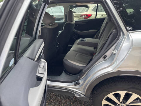 2022 Subaru Outback Premium