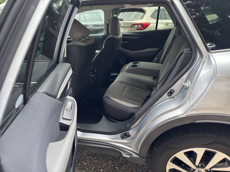 2022 Subaru Outback Premium