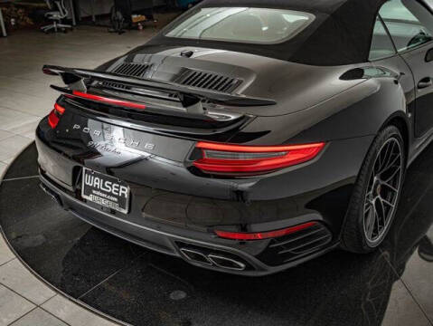 2017 Porsche 911 Turbo