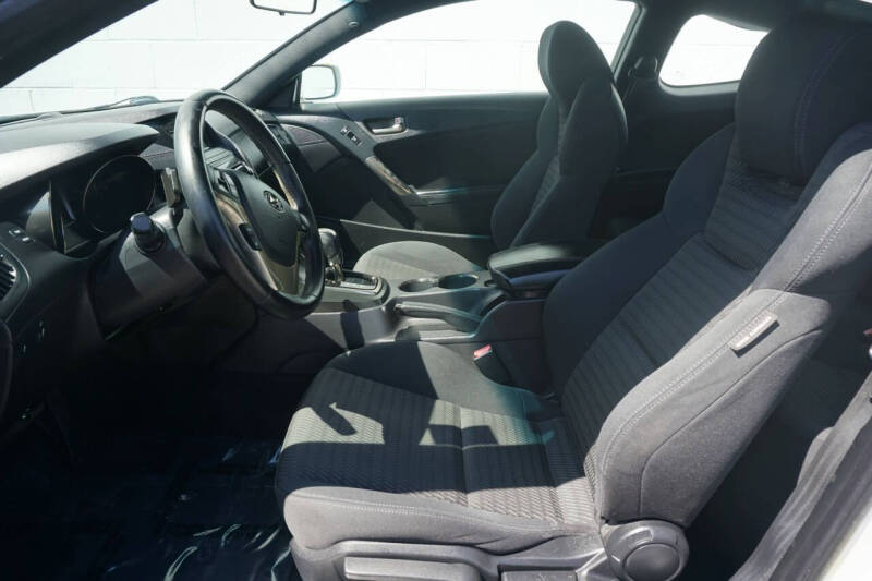 2013 Hyundai Genesis Coupe