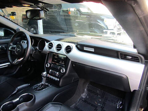 2015 Ford Mustang EcoBoost Premium