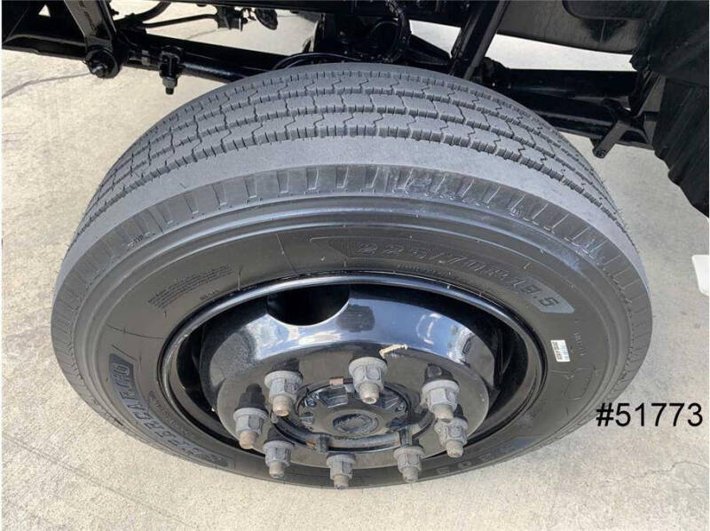 2022 Chevrolet Silverado 5500HD