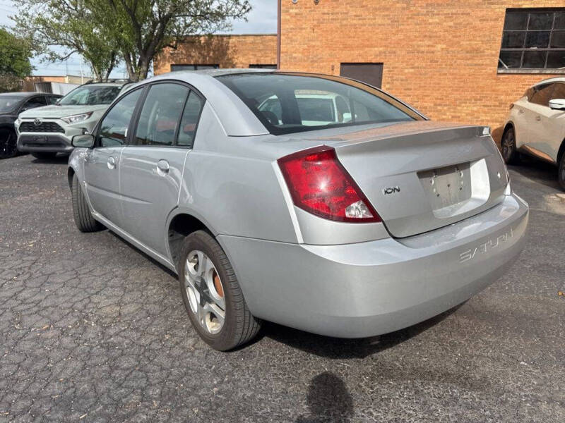 2003 Saturn Ion 3