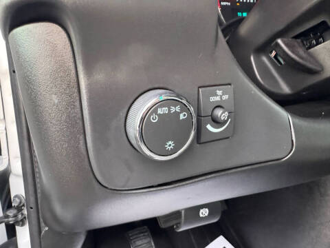 2025 Chevrolet Express 2500