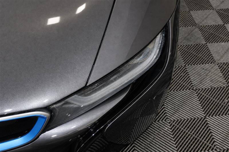 2015 BMW i8