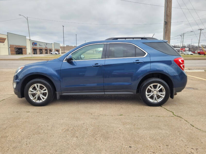 2016 Chevrolet Equinox LT photo 5