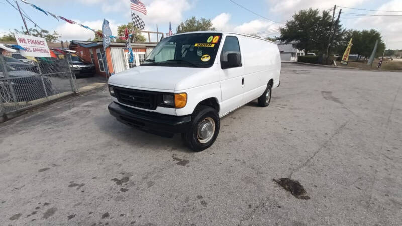 2005 Ford E-Series E-250