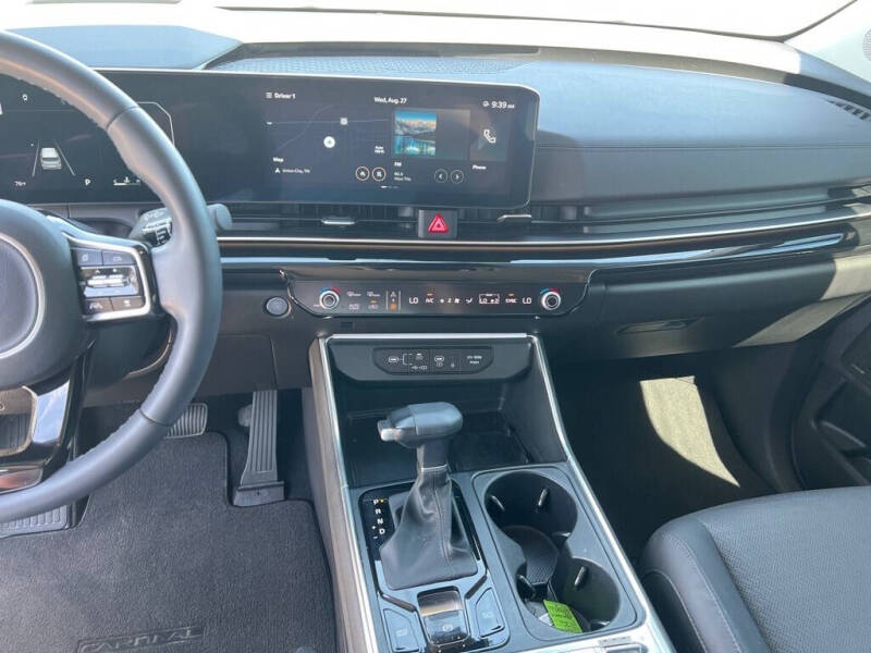 2025 Kia Carnival SX Prestige