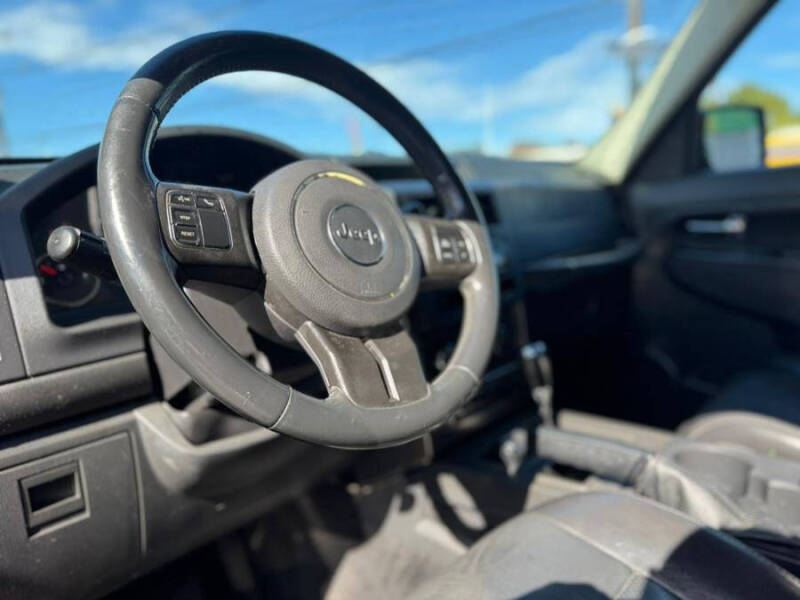 2012 Jeep Liberty Latitude