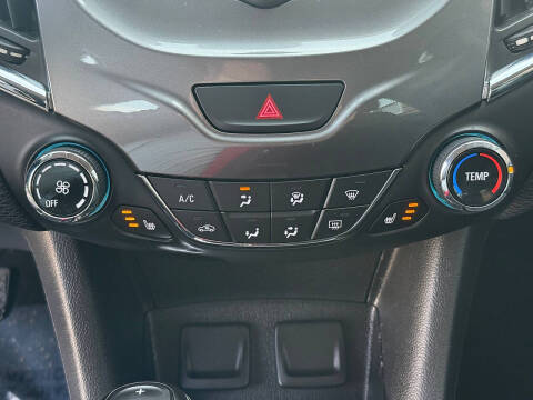 2017 Chevrolet Cruze LT Auto