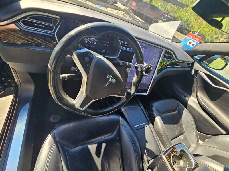 2016 Tesla Model S 90D
